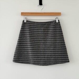 Aritzia Wilfred Classic Mini Skirt